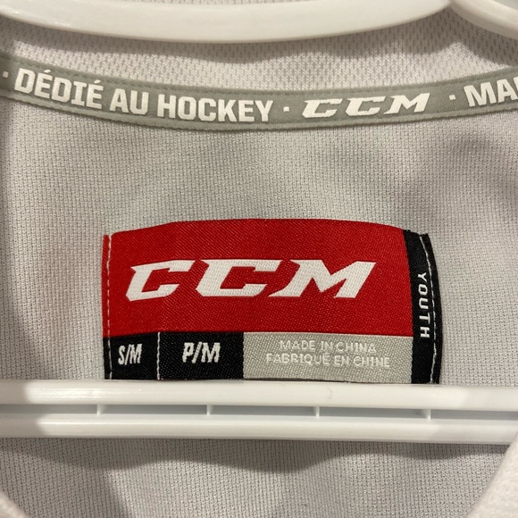 CCM Black and white practice jerseys - Picture 3 of 4